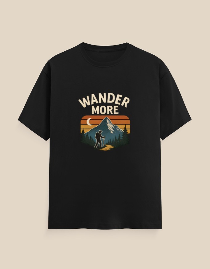 Unisex Classic Crew T-Shirt with round neck, short sleeves in premium cotton